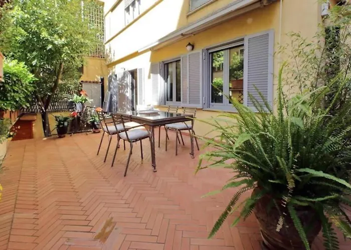 Vatican Luxury With Garden Apartament *